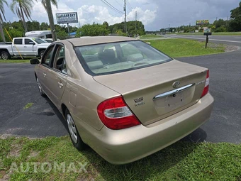 2002 Toyota Camry LE – miniatura 2