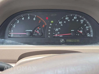 2002 Toyota Camry LE – miniatura 9
