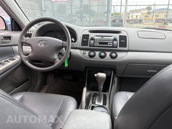2002 Toyota Camry LE – miniatura 20