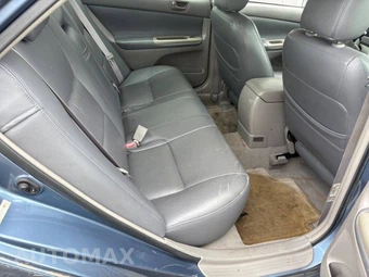 2002 Toyota Camry LE – miniatura 22