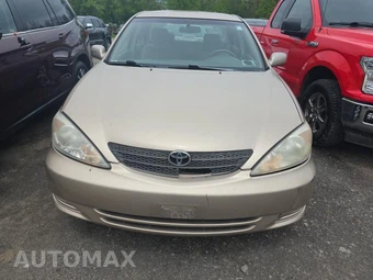 2002 Toyota Camry LE – miniatura 2