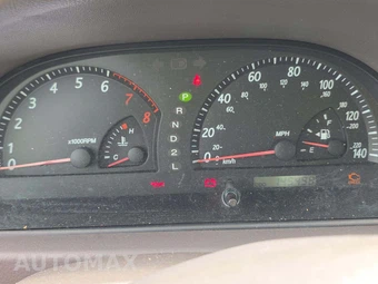 2002 Toyota Camry LE – miniatura 9