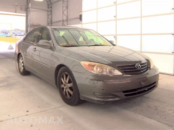 2002 Toyota Camry SE – miniatura 3