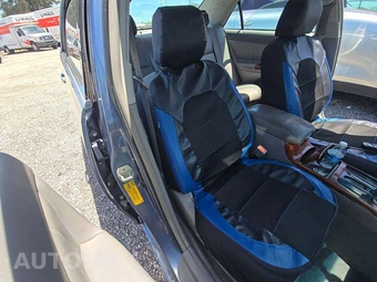 2002 Toyota Camry XLE – miniatura 18
