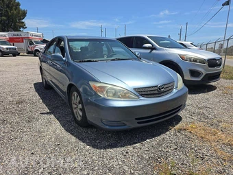 2002 Toyota Camry XLE – miniatura 4