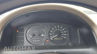 2002 Toyota Corolla CE – miniatura 18