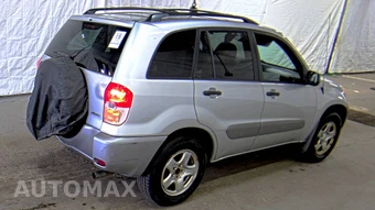 2002 Toyota RAV4 – miniatura 4