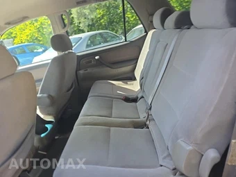 2002 Toyota Sequoia SR5 – miniatura 16