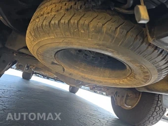 2002 Toyota Sequoia SR5 – miniatura 7