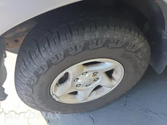 2002 Toyota Sequoia SR5 – miniatura 8