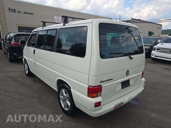 2002 Volkswagen EuroVan MV 115.0" WB - miniatura 2