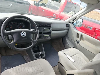 2002 Volkswagen EuroVan MV 115.0" WB - miniatura 11