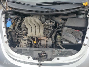 2002 Volkswagen New Beetle GLS – miniatura 15
