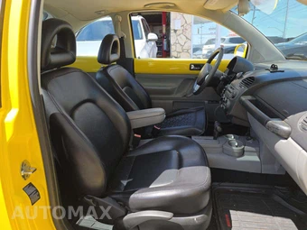 2002 Volkswagen New Beetle GLS – miniatura 17