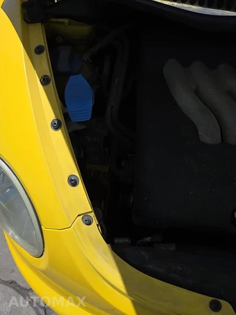 2002 Volkswagen New Beetle GLS – miniatura 23