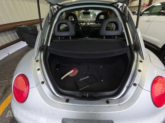 2002 Volkswagen New Beetle GLX – miniatura 16