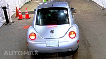 2002 Volkswagen New Beetle GLX – miniatura 5