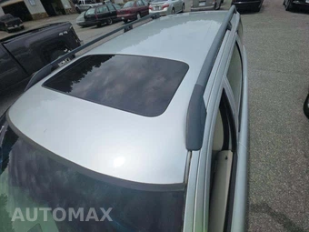 2002 Volvo V70 XC w/Moonroof – miniatura 12