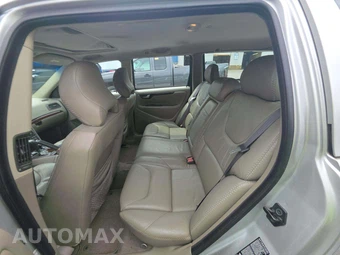 2002 Volvo V70 XC w/Moonroof – miniatura 13