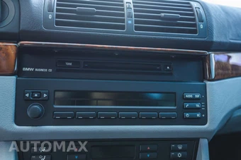 2003 BMW 5 Series Sedan 540i - miniatura 17