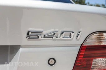 2003 BMW 5 Series Sedan 540i - miniatura 8