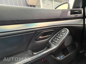 2003 BMW M5 Sedan - miniatura 30