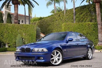 2003 BMW M5 Sedan - miniatura 2