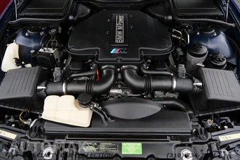 2003 BMW M5 Sedan - miniatura 28