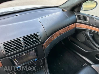 2003 BMW M5 Sedan - miniatura 23