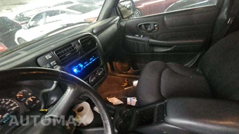 2003 Chevrolet Blazer LS – miniatura 36