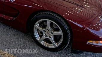 2003 Chevrolet Corvette Convertible - miniatura 8