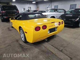 2003 Chevrolet Corvette Convertible - miniatura 2
