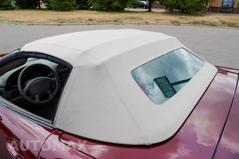 2003 Chevrolet Corvette Convertible - miniatura 3