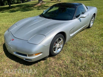 2003 Chevrolet Corvette Coupe - miniatura 8