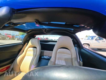 2003 Chevrolet Corvette Coupe – miniatura 8