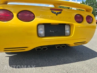 2003 Chevrolet Corvette Coupe - miniatura 10