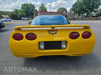 2003 Chevrolet Corvette Coupe - miniatura 8