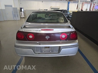 2003 Chevrolet Impala LS - miniatura 5