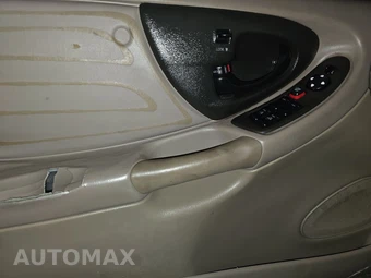 2003 Chevrolet Malibu – miniatura 9