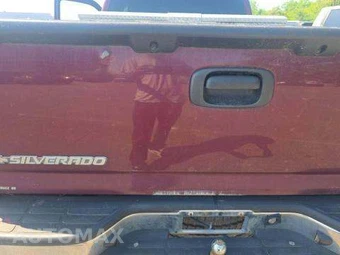2003 Chevrolet Silverado 1500 LS Extended Cab Medium Bed 1SB w/Rear Doors – miniatura 32