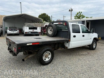 2003 Chevrolet Silverado 2500HD Crew Cab Long Bed 1SA - miniatura 8