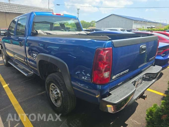 2003 Chevrolet Silverado 2500HD LS Crew Cab Medium Bed 1SB - miniatura 2