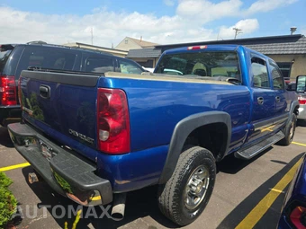 2003 Chevrolet Silverado 2500HD LS Crew Cab Medium Bed 1SB - miniatura 3