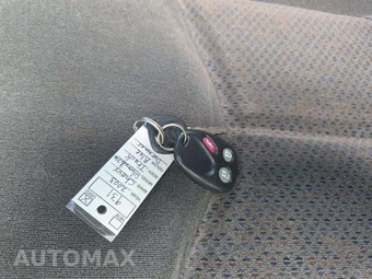2003 Chevrolet Silverado 2500HD LS Crew Cab Medium Bed 1SB - miniatura 8
