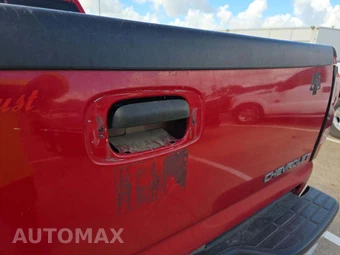 2003 Chevrolet Silverado 2500HD LT Crew Cab Long Bed 1SC - miniatura 29