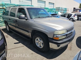 2003 Chevrolet Suburban 1500 LS – miniatura 3