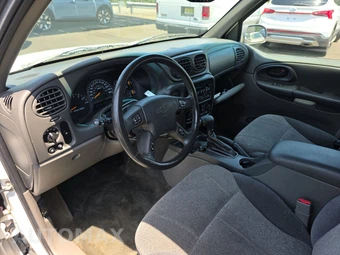 2003 Chevrolet TrailBlazer EXT LT 1SJ – miniatura 7