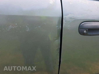 2003 Chevrolet TrailBlazer LS - miniatura 29