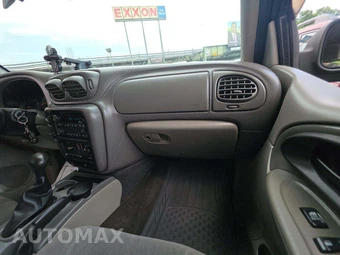 2003 Chevrolet TrailBlazer LS – miniatura 19
