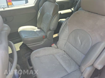 2003 Chrysler Town & Country Limited 119.3" WB – miniatura 13